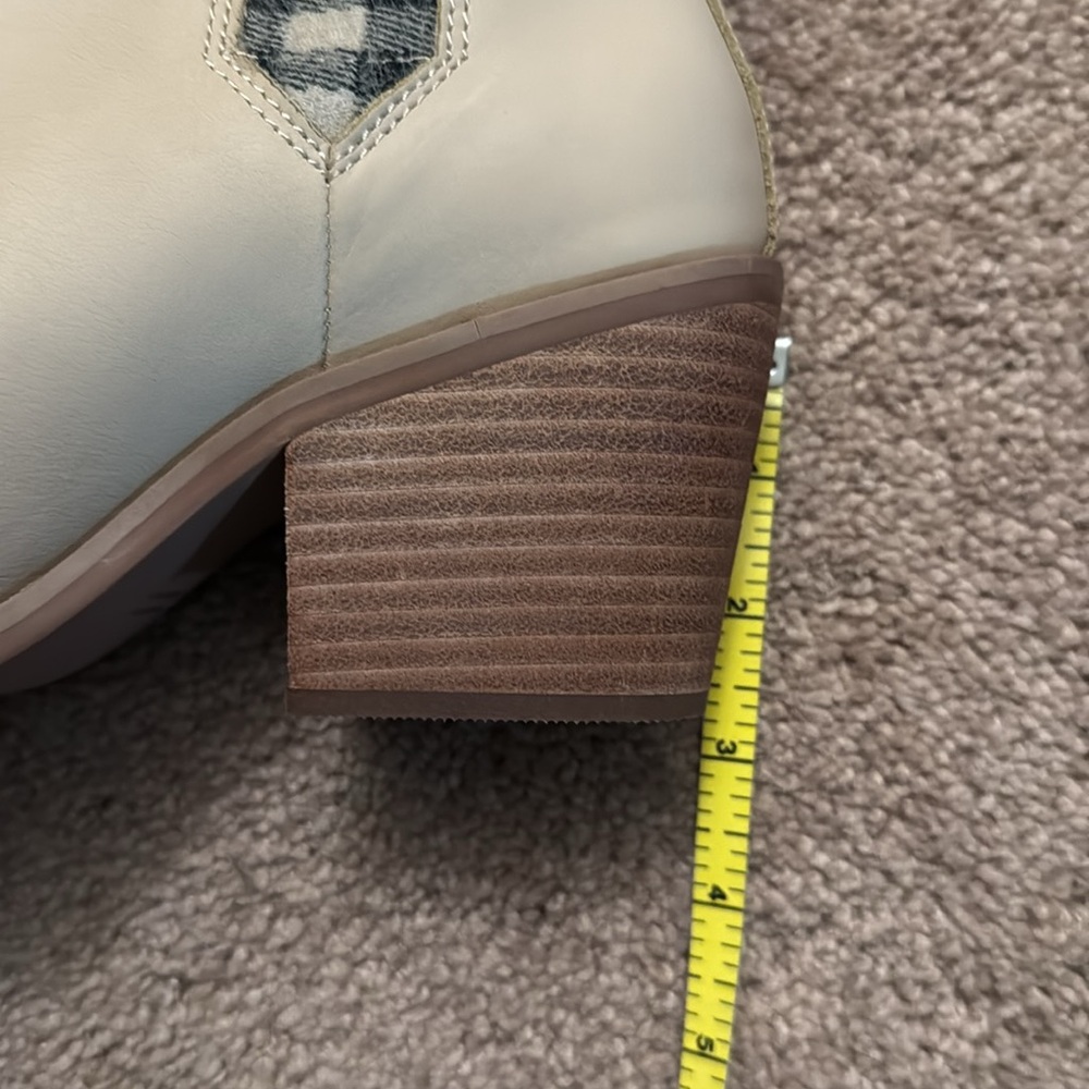 Toms Everly Sand Leather and Plaid Heeled Ankle Boot Women’s 6.5 NWT - Picture 12 of 12